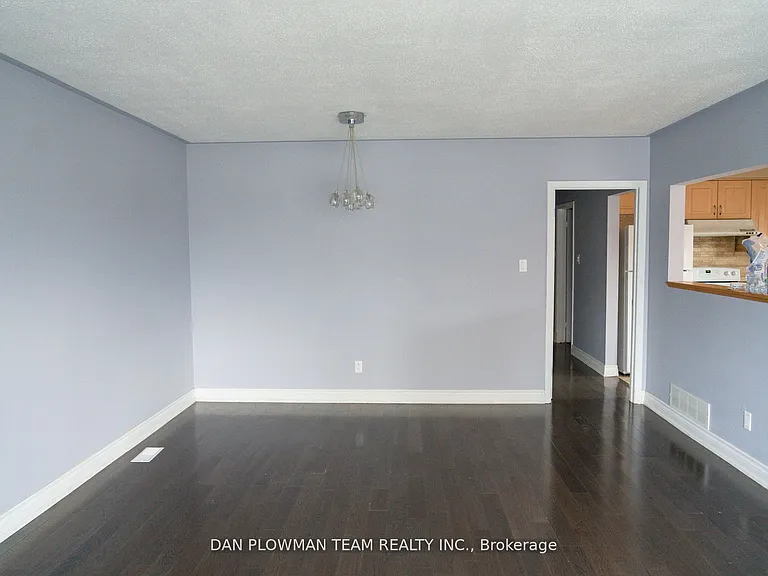 7 Berkham Rd — Photo 5