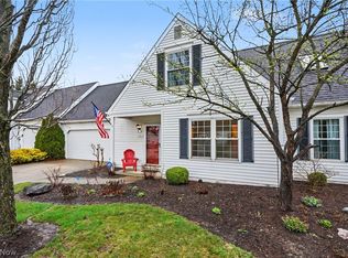 3499 E Prescott Cir, Cuyahoga Falls, OH 44223