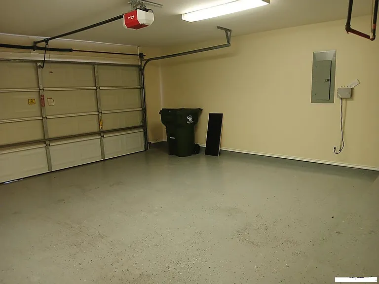 1514 Christian Cir — Photo 26