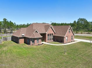 3131 Village Cir, Ocean Springs, MS 39564