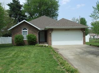 2809 W State St, Springfield, MO 65802