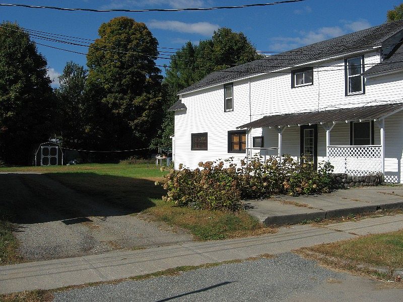 2nd image of 109 Hand Ave