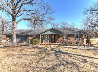 3111 N Mistletoe Rd, Sand Springs, OK 74063