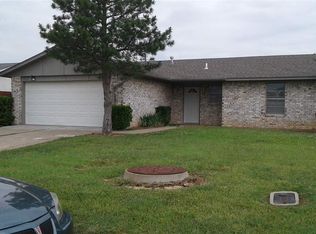 6113 SW Park Pl, Lawton, OK 73505