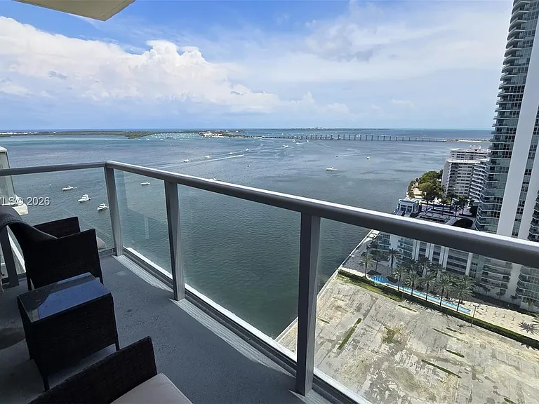 1155 Brickell Bay Dr #2507 — Photo 1