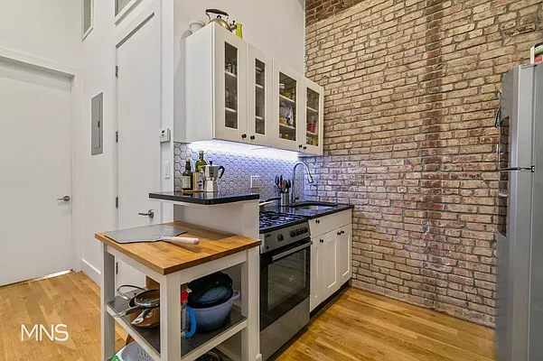 Rented by MNS | media 21