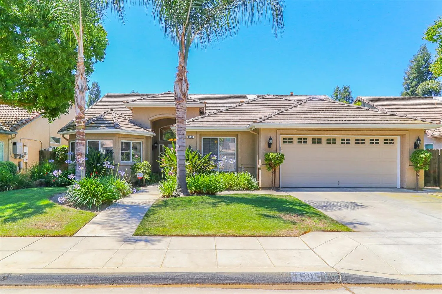 1595 E Emerald Ave photo 1