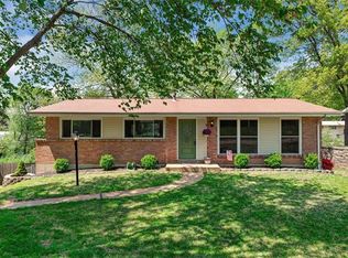 809 Parkfield Ter, Ballwin, MO