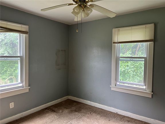 4th image of 2788 Jack St
