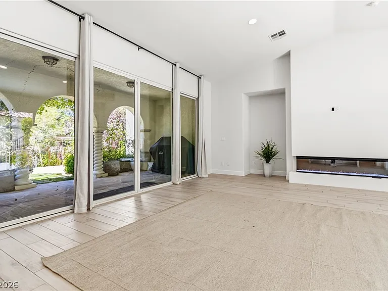 11834 Waterford Castle Ct — Photo 4