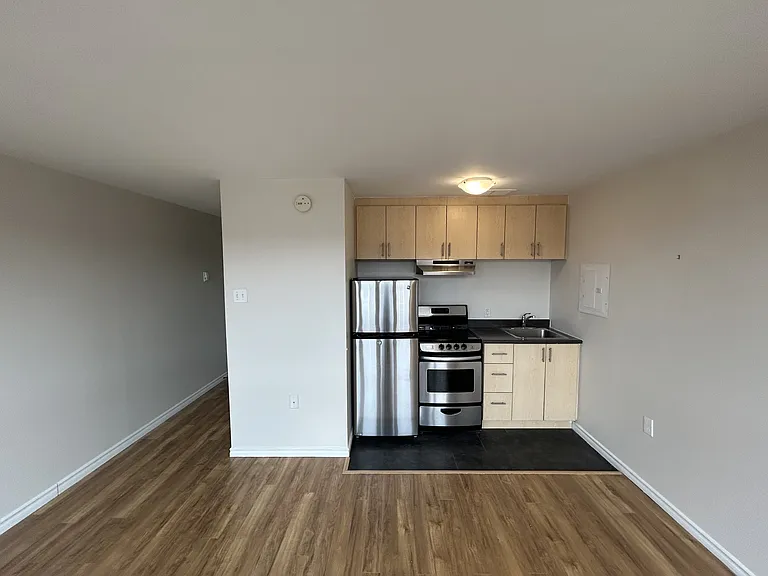5222 Green St — Photo 3
