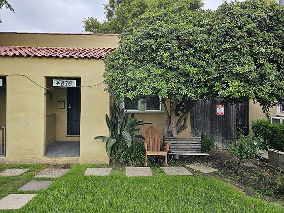 2nd image of 4876 Tujunga Ave