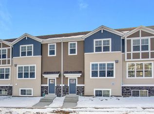 778 Roselyn Dr, Victoria, MN 55386