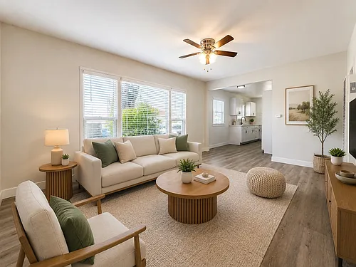 2015 Pine Ave #1 Photo 1
