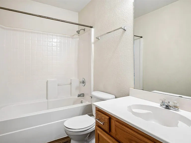 316 Matlock Meadow Dr — Photo 8