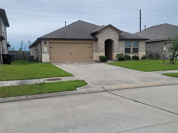 3rd image of 846 Autumn Flats Way