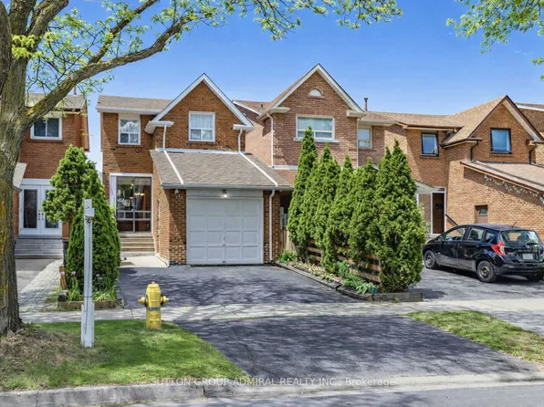 56 Oakmount Cres, Vaughan, ON L4K 2C3