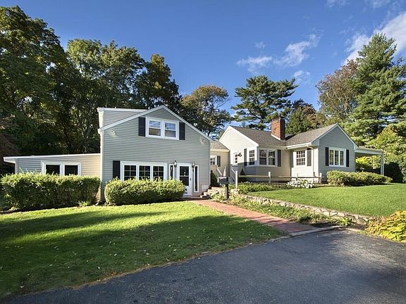 2nd image of 25 Arrowwood St