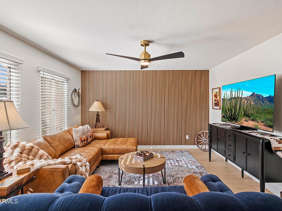 1st image of 8107 E Vista Dr