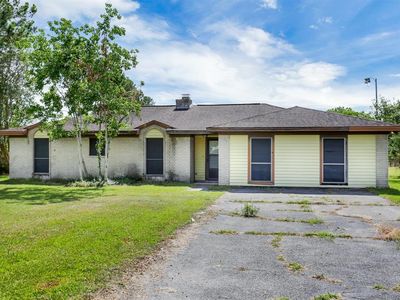 2862 County Road 936a, Alvin, TX, 77511