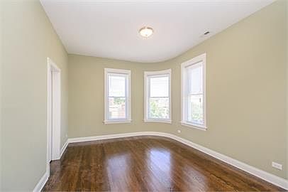 4th image of 2352 N Drake Ave #002