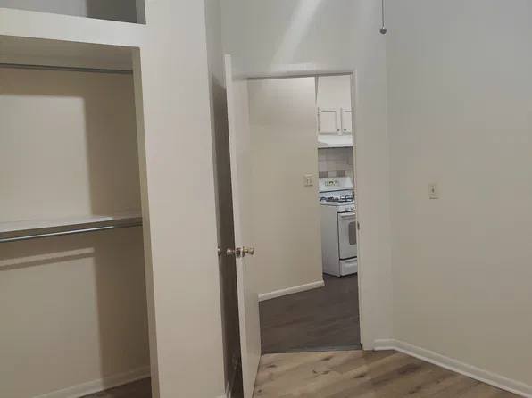 1808 S Racine Ave Floor 3, Chicago, IL 60608