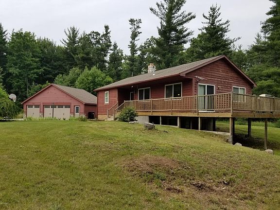 2nd image of 464 Cypress St