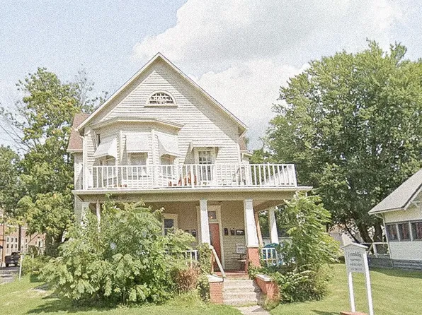 306 S Franklin St, Robinson, IL