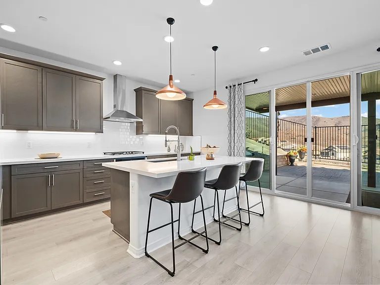 23912 Phoebe Dr — Photo 8