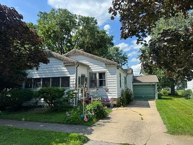 1st image of 210 W State St