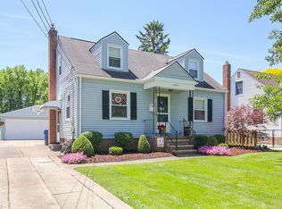 24049 Frank St, North Olmsted, OH 44070