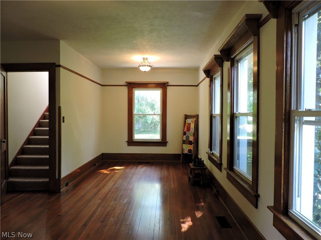 955 N Portage Path, Akron, OH - More