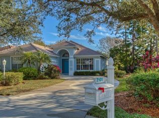 7101 Victoria Cir, University Park, FL 34201