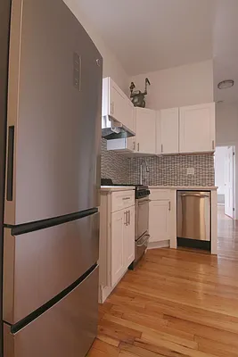 Rented by Compass | media 14