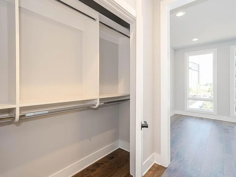 673 Ethel St NW — Photo 32