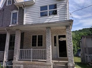 2042 Main St, Mahanoy Plane, PA 17949