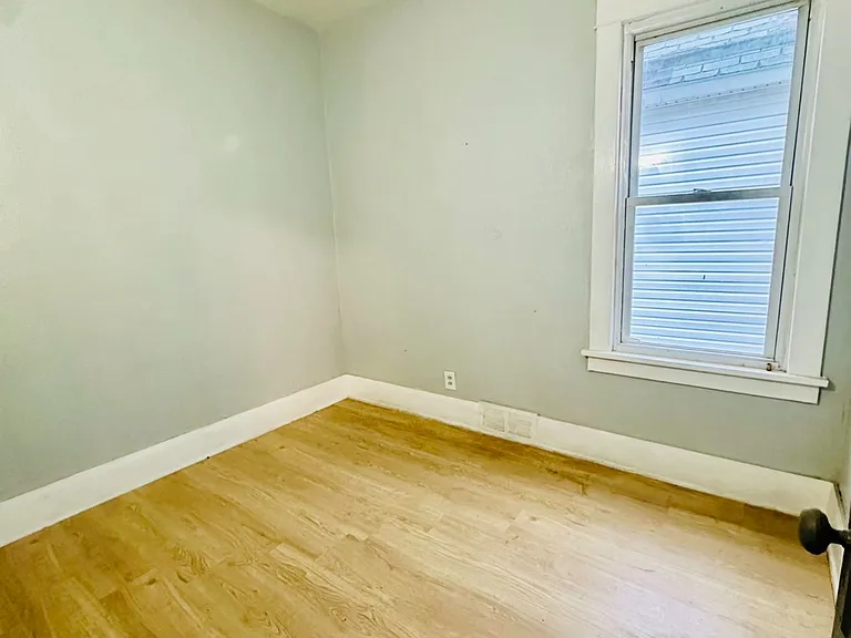 354 Cornwall Ave #1 — Photo 10