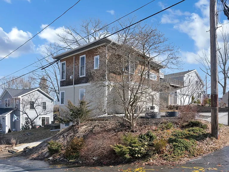 4 Gould Rd — Photo 6