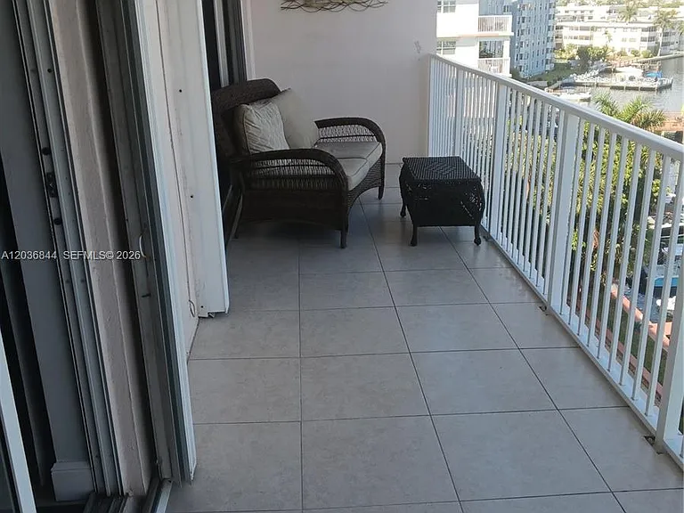 400 Golden Isles Dr #55 — Photo 20