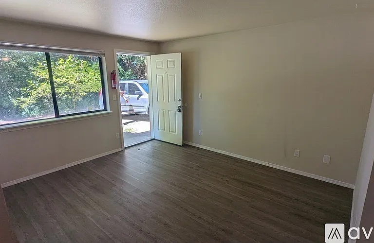 816 Union Mills Rd SE #1 — Photo 6