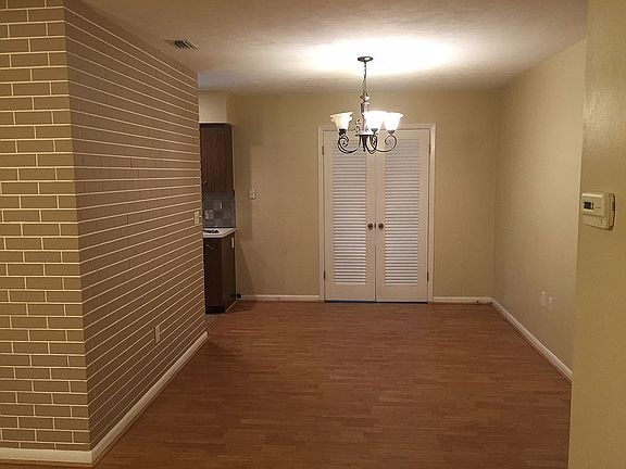 4th image of 1408 Eastfield Dr