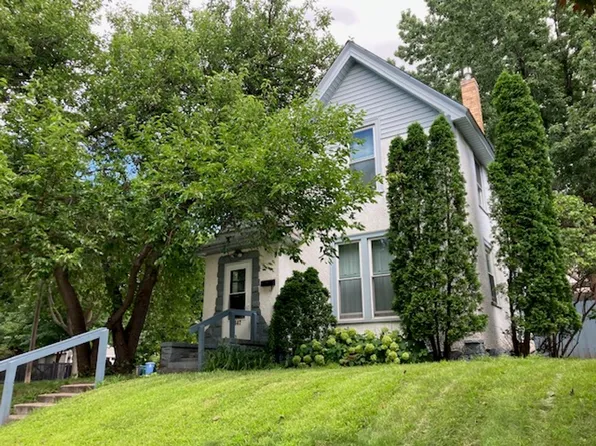 1947 Buchanan St NE, Minneapolis, MN 55418