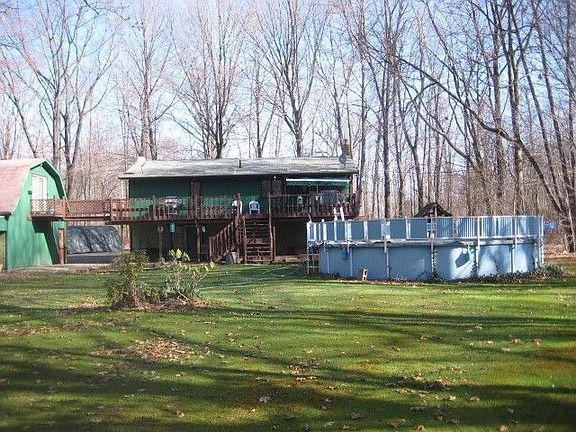 above ground pool comes with a solar heating kit.