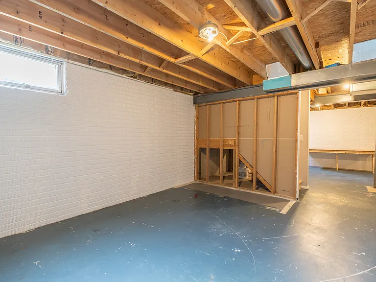 484-486 Applegate Ln — Photo 37