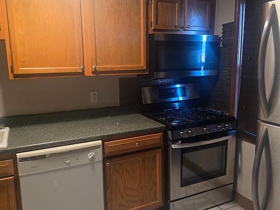 5th image of 3646 Dudley Ave