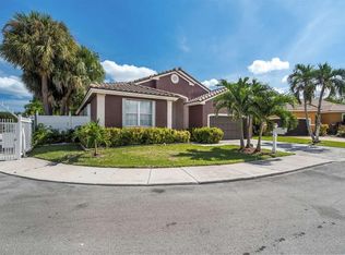 3274 NW 22nd Ave, Oakland Park, FL 33309