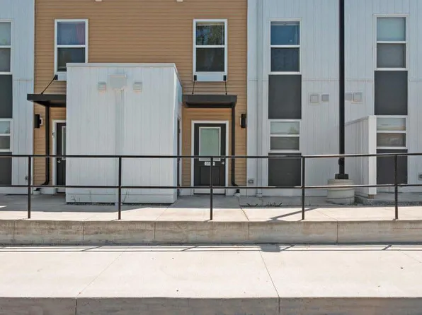 Winston Commons, 4000 Winston Dr #1108, Pontiac, MI 48342