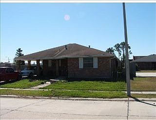 4th image of 8532 Prince Dr