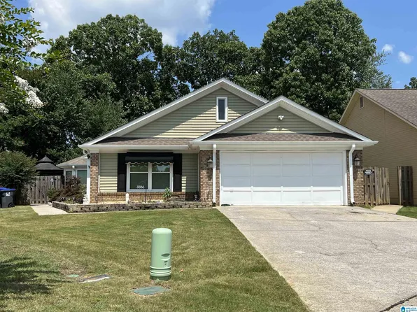 3356 N Wildewood Dr, Pelham, AL 35124