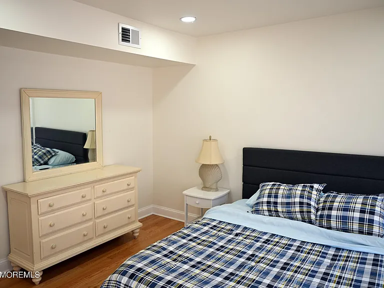 116 11th Ave #2 — Photo 12
